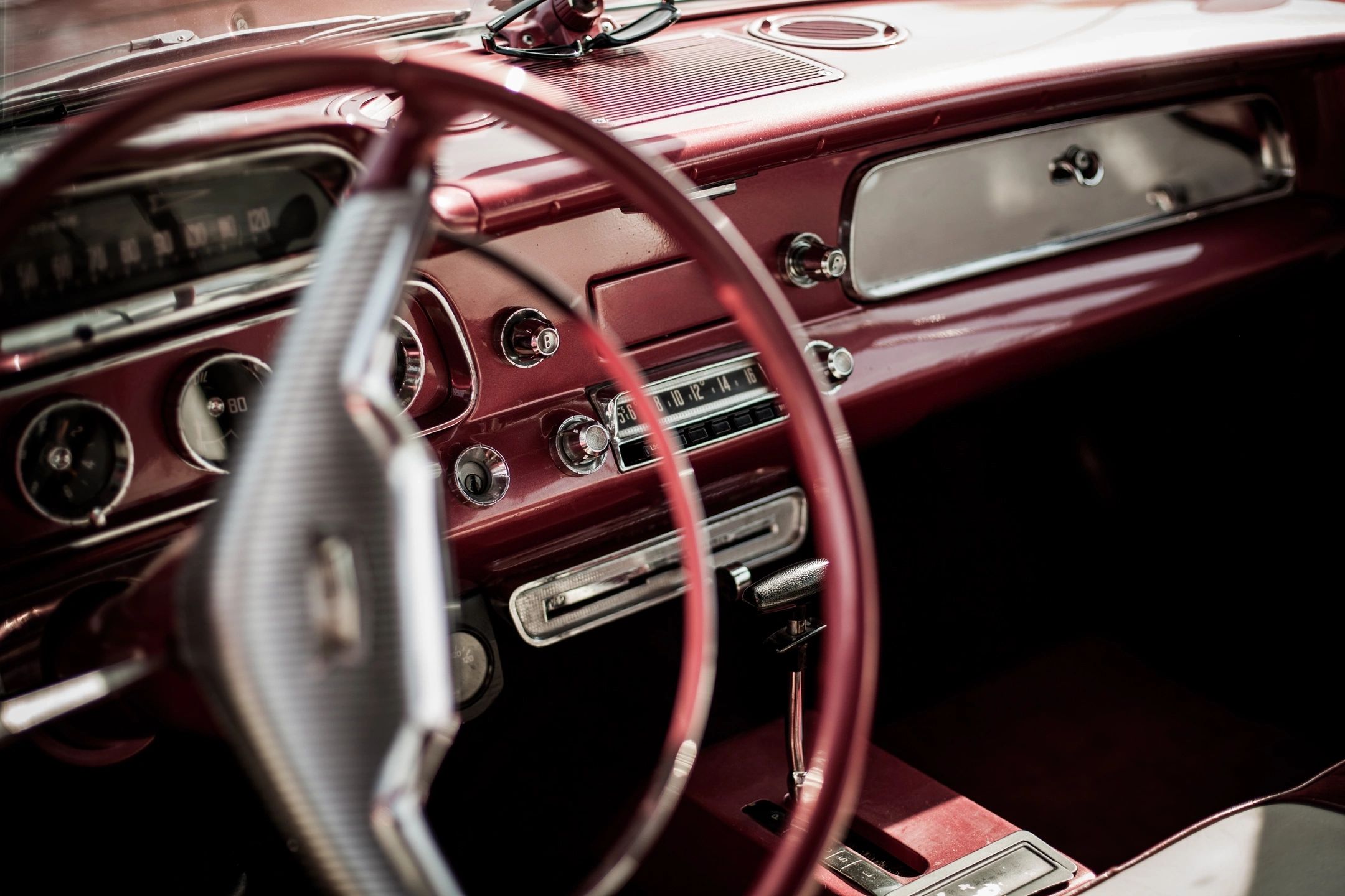 red retro car radio