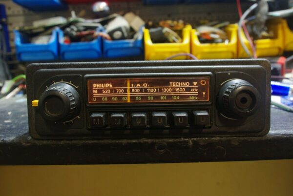 Oldtimer PHILIPS TECHNO autoradio